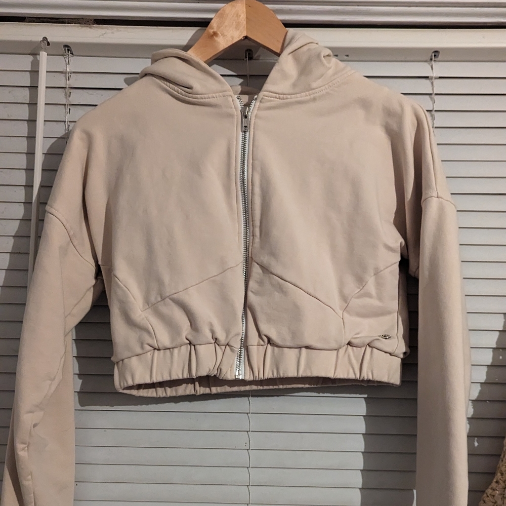 BuffBunny cropped jacket